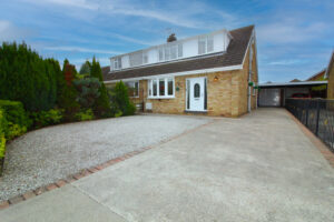 Glebe Road, Wawne, East Riding of Yorkshire HU7 5XR